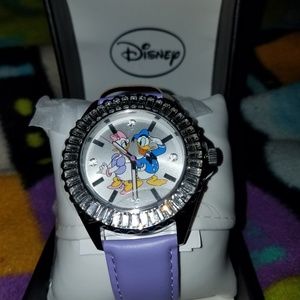 New Donald and Daisy Watch